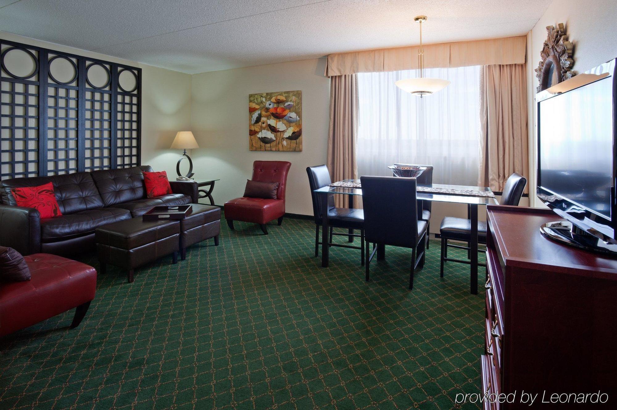 Holiday Inn Winnipeg-South By Ihg Exteriör bild